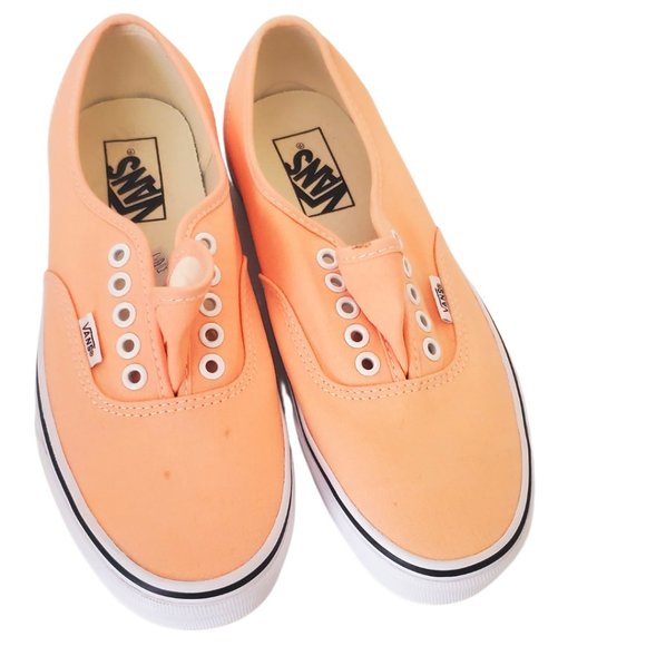SOLD 🥳Vans Unisex Shoes NWOT - Picture 6 of 9